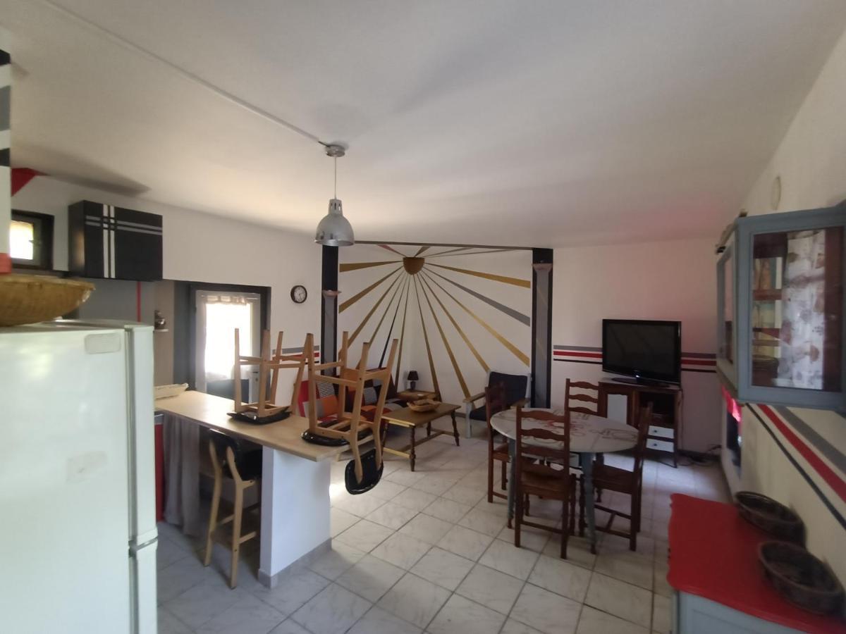 Location Saisonniere Curiste Apartment Montesquieu  Exterior photo